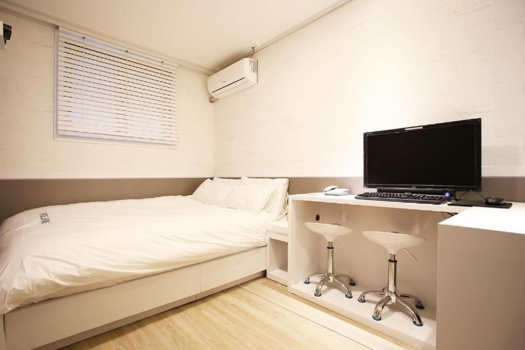 Shine Hotel Seoul Exteriör bild