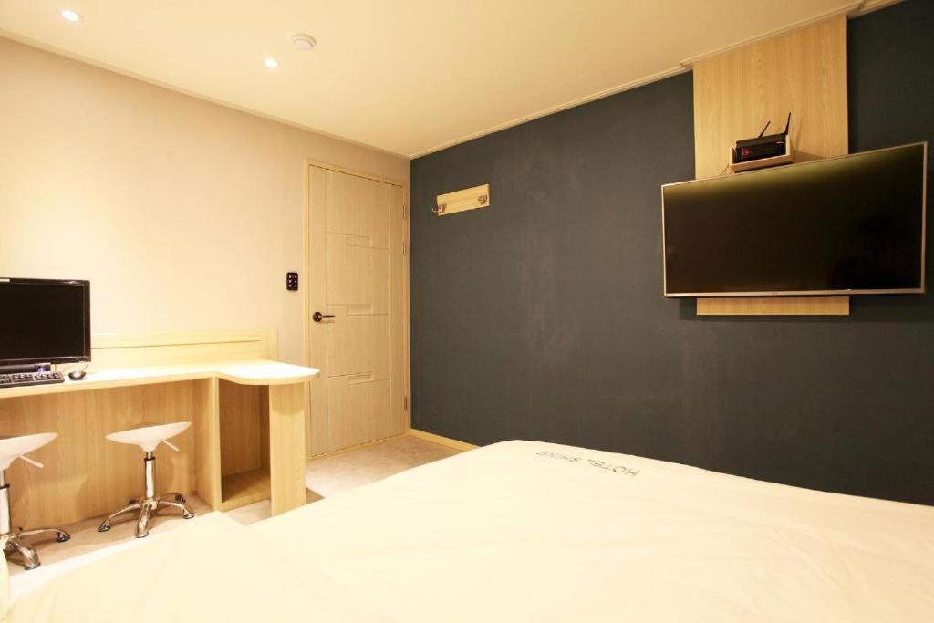 Shine Hotel Seoul Exteriör bild
